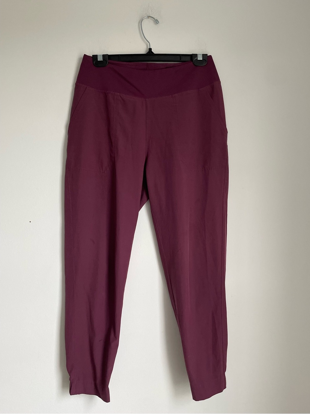 Patagonia Burgundy Happy Hike Studio Pants Sz S Pockets Outdoor Water Resistant